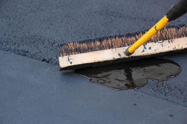 Asphalt Sealing Service